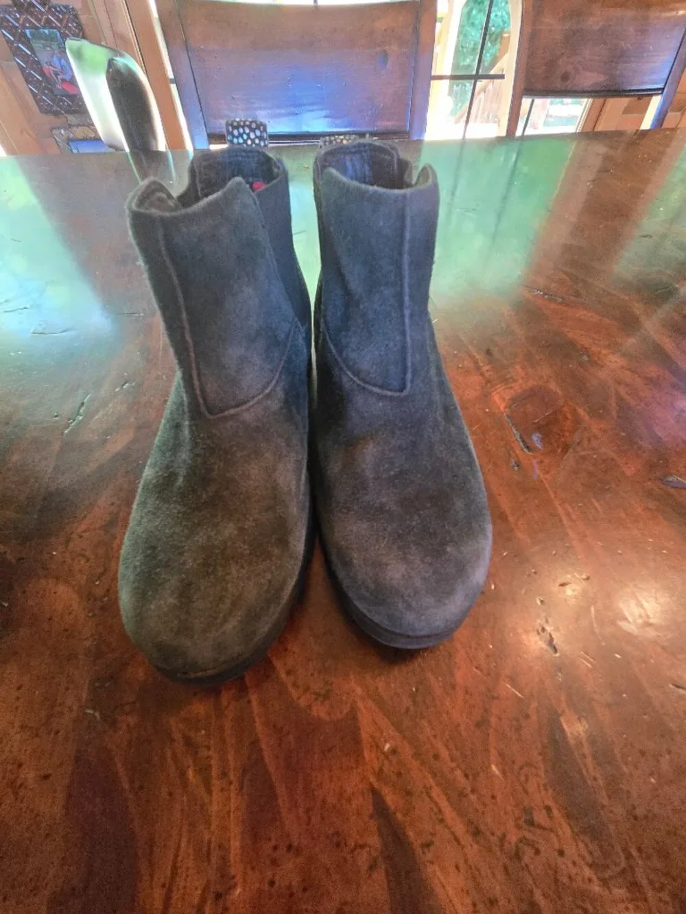 Sorel Girls Size 2 booties